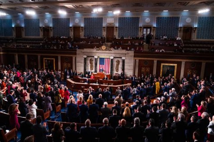 How many lobbyists are currently registered with Congress